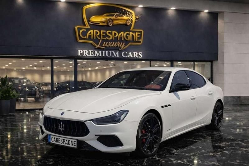Usado Maserati GranSport 349 CV (256 kW) 2020 Blanco Coupe