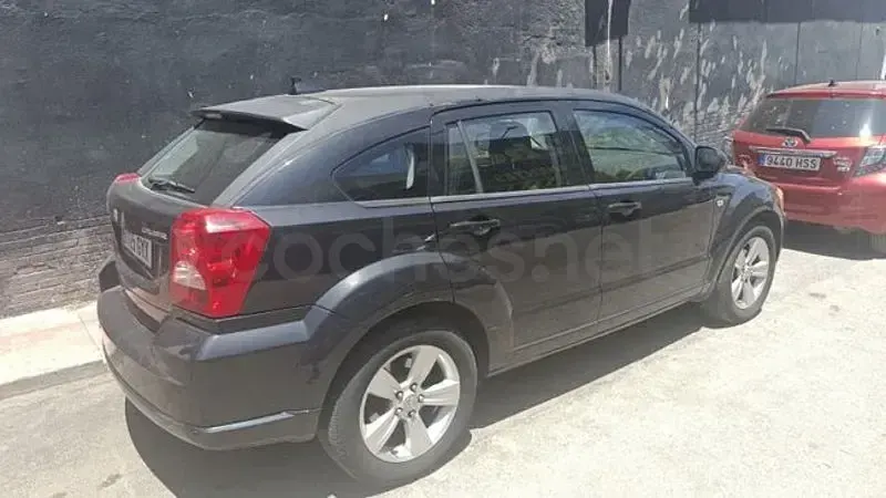 Usado Dodge Caliber SE 156 CV (114 kW) 2010 Negro Utilitario