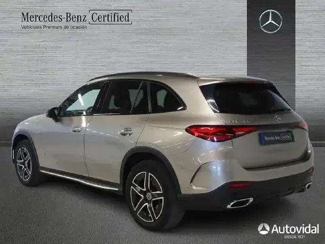 Usado Mercedes GLC300 258 CV (189 kW) 2023 Plata mojave