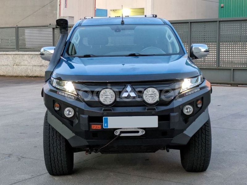 Usado Mitsubishi L200 181 CV (133 kW) 2018 Azul Recogida