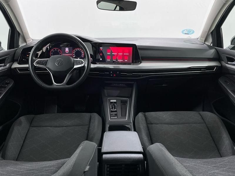 Usado VW Golf VIII Life 115 CV (84 kW) 2024 Negro