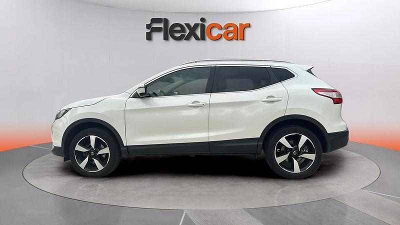 Usado Nissan Qashqai Visia 131 CV (96 kW) 2017 Blanco SUV