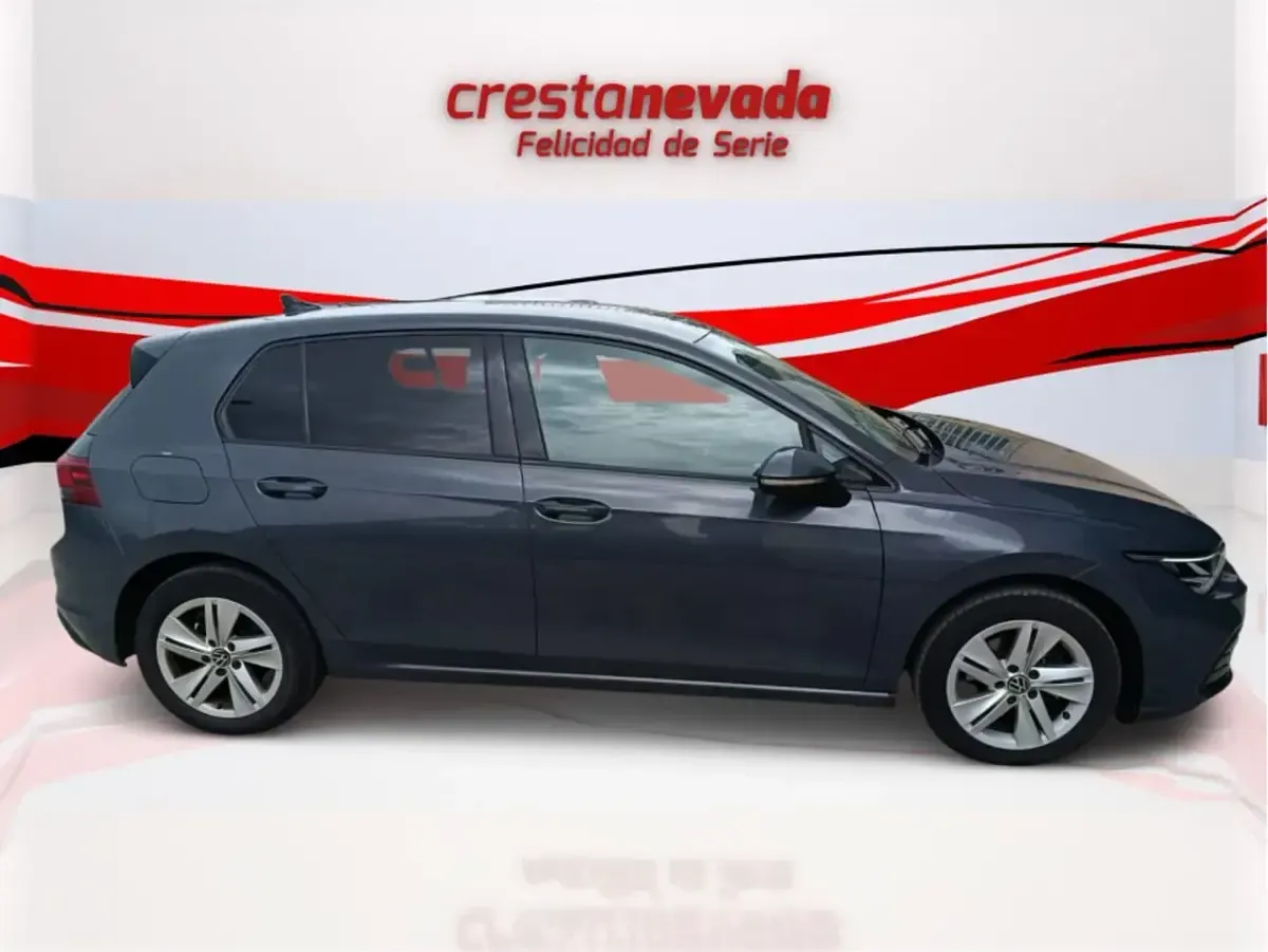 Usado VW Golf VIII Life 110 CV (80 kW) 2023 Gris