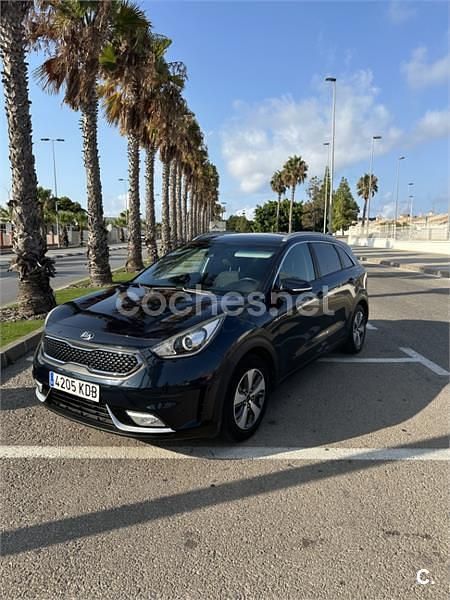 Negro Usado 2017 Kia Niro SUV | 13.390 € (Precio justo) - Imagen 1/4