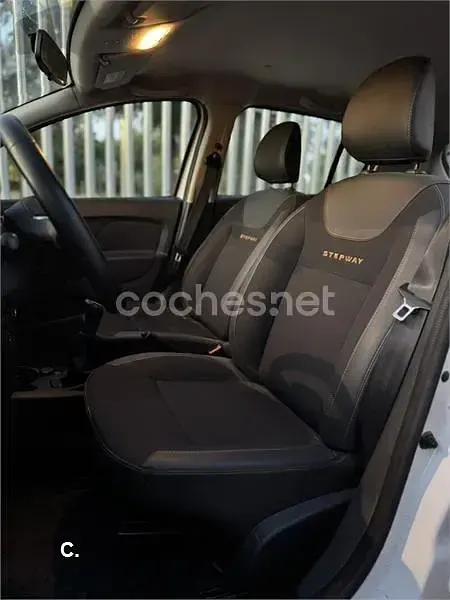 Usado Dacia Sandero 90 CV (66 kW) 2017 Blanco Berlina