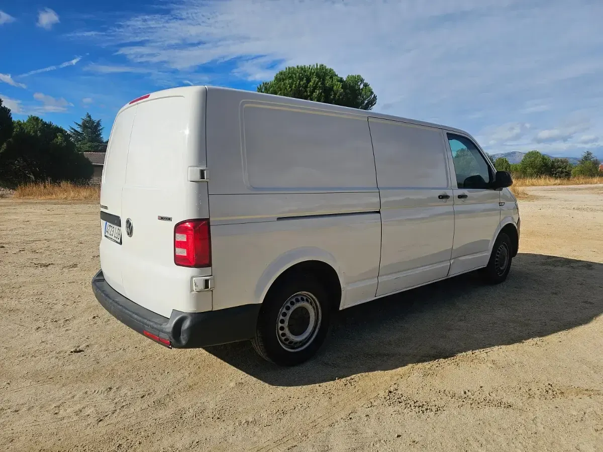 Usado VW T6.1 150 CV (110 kW) 2019 Blanco Van