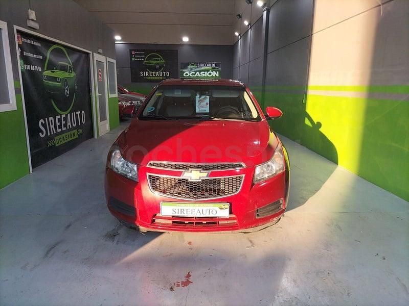 Usado Chevrolet Cruze LS 124 CV (91 kW) 2012 Granate Berlina