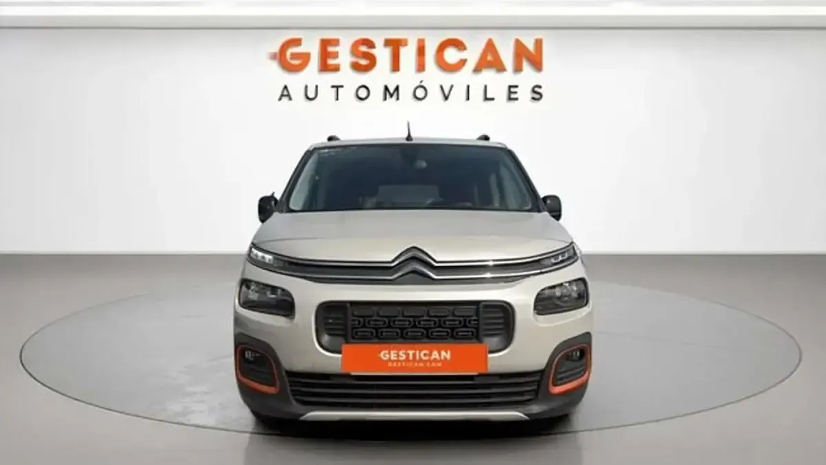 Usado Citroën Berlingo Feel 102 CV (75 kW) 2022 Gris Monovolumen