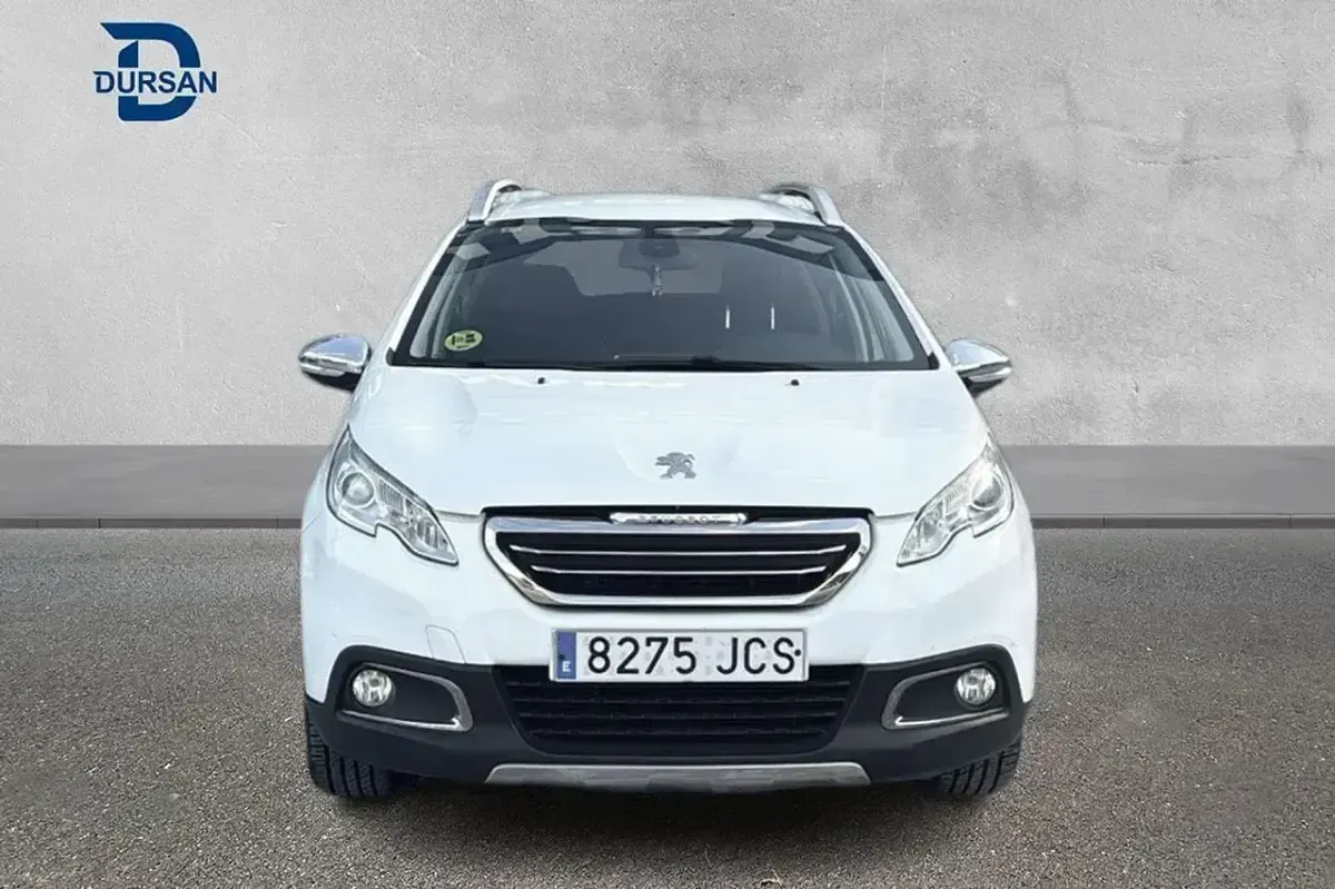 Usado Peugeot 2008 Allure 92 CV (67 kW) 2015 Blanco SUV
