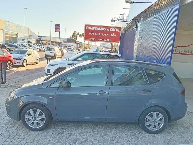 Usado Seat Altea XL Style 105 CV (77 kW) 2010 Gris Monovolumen