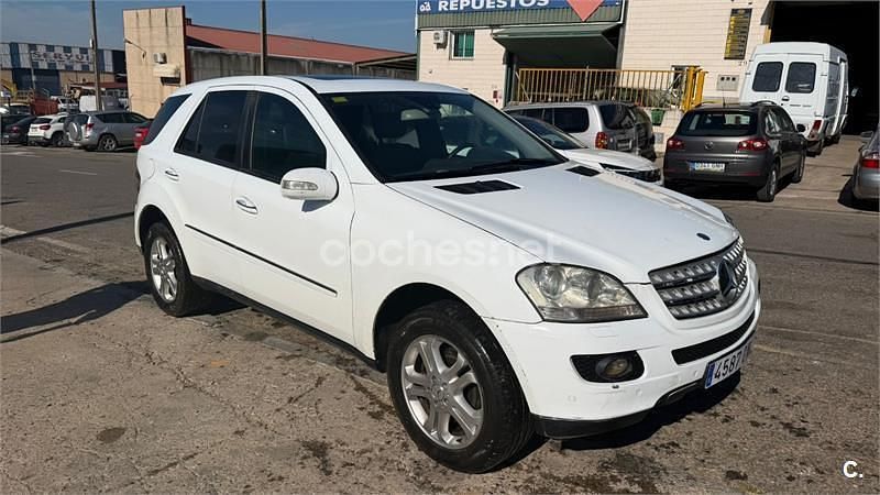 Usado Mercedes ML320 224 CV (164 kW) 2006 Blanco SUV