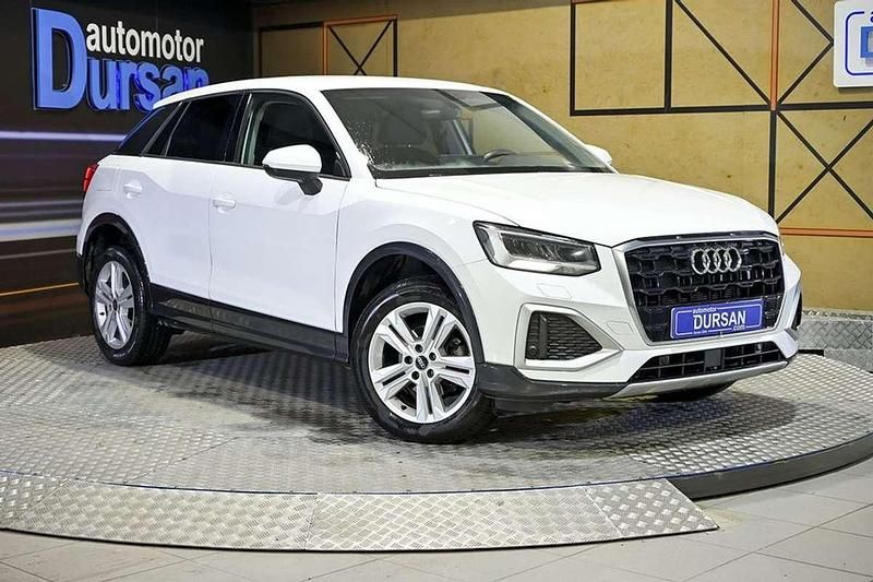 Usado Audi Q2 Advanced Plus 116 CV (85 kW) 2022 Blanco SUV