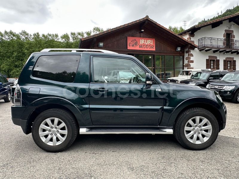 Verde Usado 2008 Mitsubishi Montero SUV | 22.999 € (Caro) - Imagen 1/4