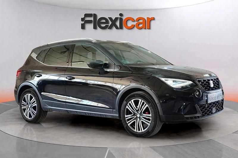 Negro Usado 2024 Seat Arona FR SUV | 16.690 € (Buen precio) - Imagen 1/4