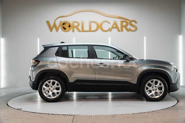 Usado Jeep Avenger Altitude 100 CV (73 kW) 2023 Gris SUV