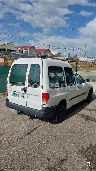 Usado Seat Inca 60 CV (44 kW) 2003 Blanco Monovolumen