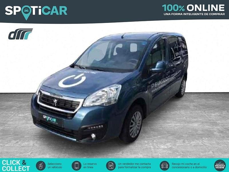 Usado Peugeot TePee Active 49 kW (67 CV) 2018 Azul Familiar