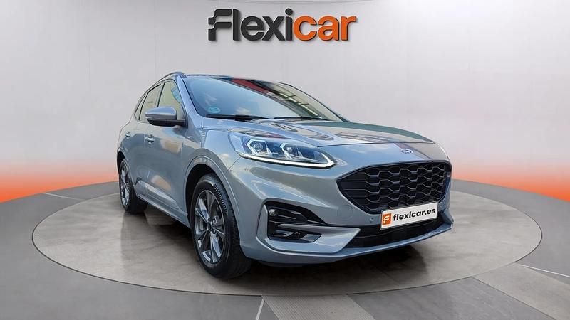 Usado Ford Kuga ST-Line 150 CV (110 kW) 2022 Gris SUV