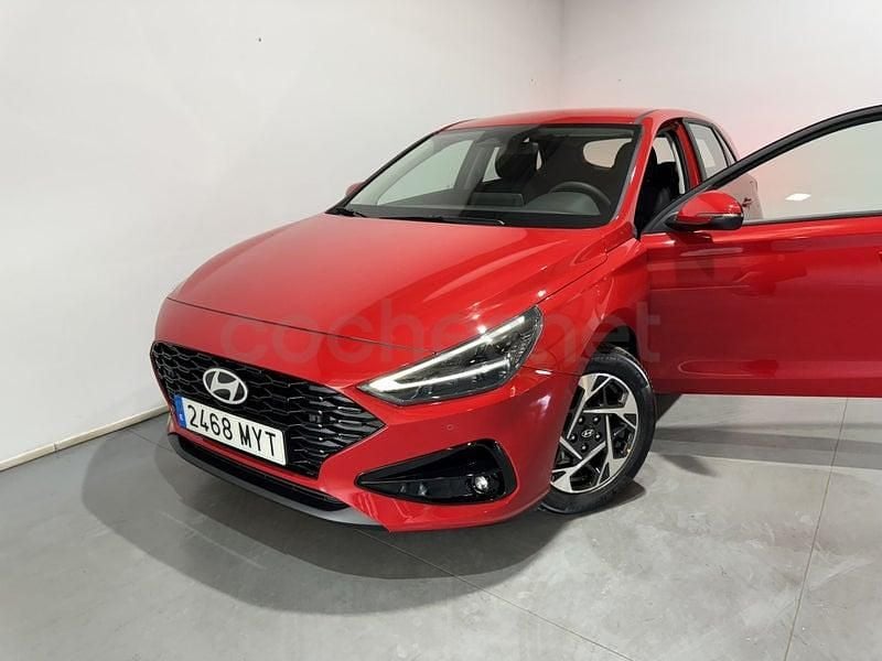 Ny Hyundai i30 100 HK (73 kW) 2025 Rød Stationcar