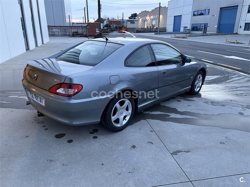 Usado Peugeot 406 Coupe 136 CV (100 kW) 2003 Gris / plata Coupe