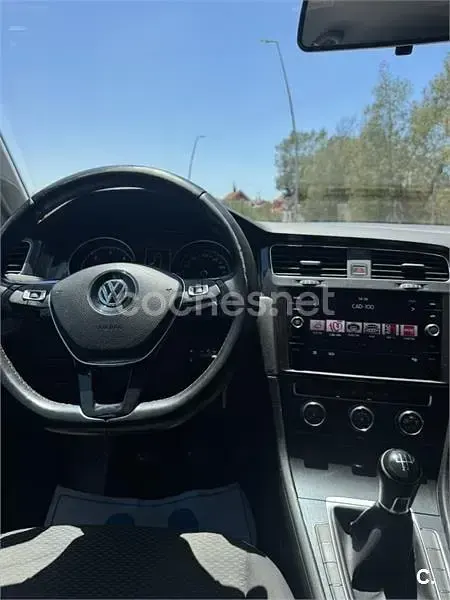 Usado VW Golf VII Edition 115 CV (84 kW) 2018 Blanco Berlina