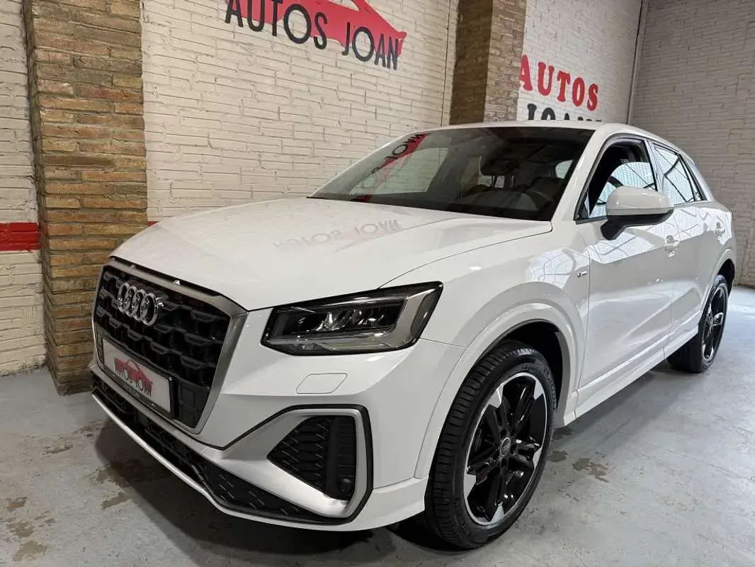 Usado Audi Q2 S-Line 150 CV (110 kW) 2024 Blanco SUV