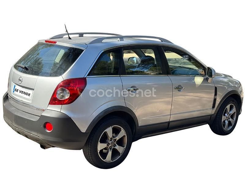 Usado Opel Antara Enjoy 227 CV (166 kW) 2007 Gris / plata SUV
