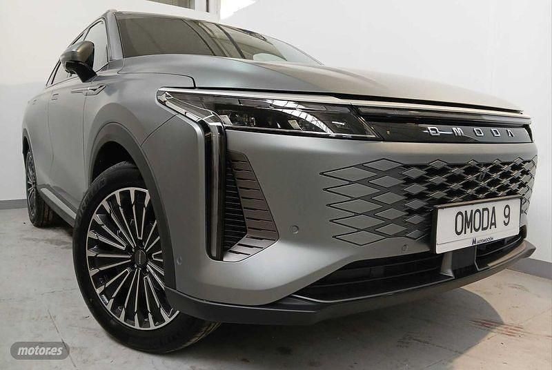 Usado Omoda 5 394 kW (537 CV) 2025 Gris SUV