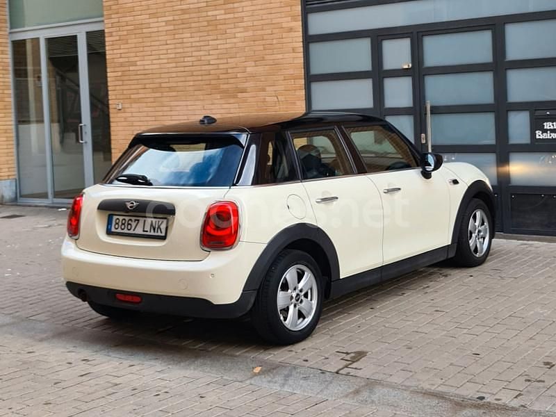 Usado Mini ONE 102 CV (75 kW) 2021 Blanco Utilitario
