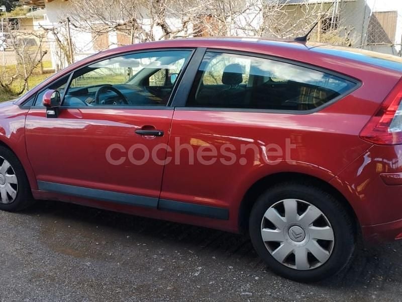 Usado Citroën C4 120 CV (88 kW) 2009 Granate Berlina