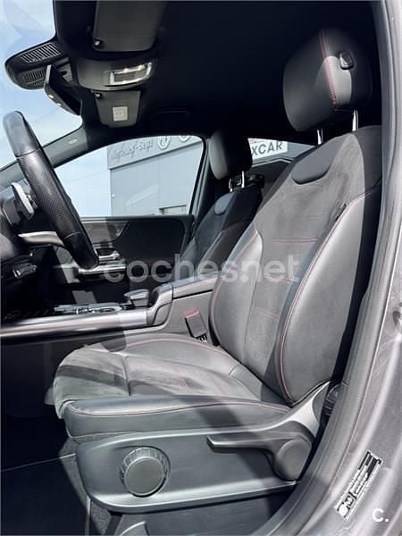 Usado Mercedes B200 150 CV (110 kW) 2022 Gris / plata Monovolumen
