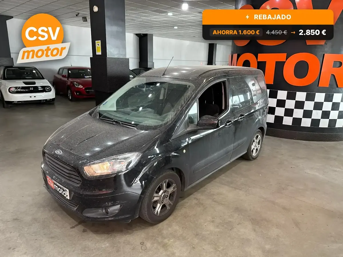 Usado Ford Tourneo Courier Trend 100 CV (73 kW) 2018 Monovolumen