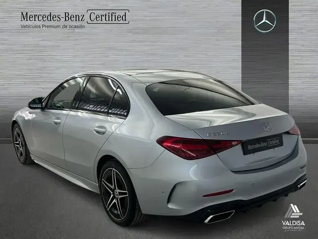 Usado Mercedes C220 197 CV (144 kW) 2026 Gris Berlina
