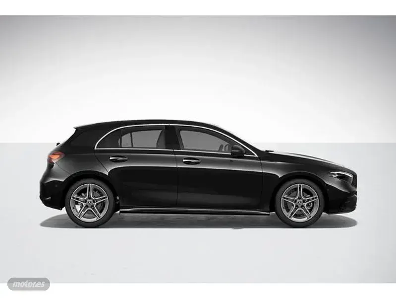 Usado Mercedes A200 149 CV (109 kW) 2023 Negro Berlina