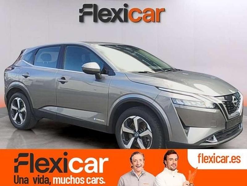 Usado Nissan Qashqai N-Connecta 190 CV (139 kW) 2024 Gris SUV