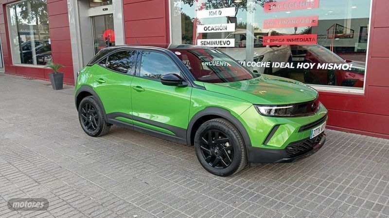 Verde Usado 2023 Opel Mokka SUV | 24.450 € - Imagen 1/4