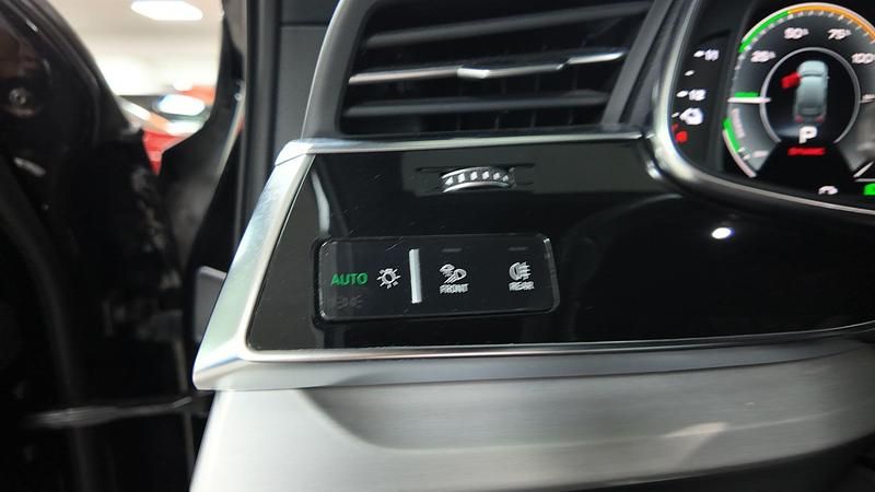 Usado Audi Q7 S-Line 381 CV (280 kW) 2021 Negro SUV