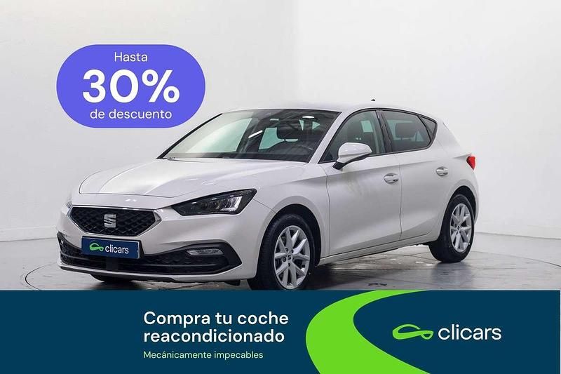 Usado Seat Leon Style 116 CV (85 kW) 2021 Blanco Utilitario