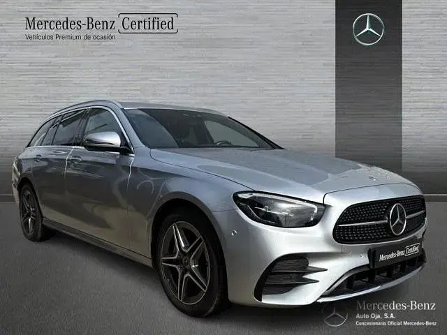 Occasion Mercedes E300 306 PK (225 kW) 2022 Zilver Stationwagen