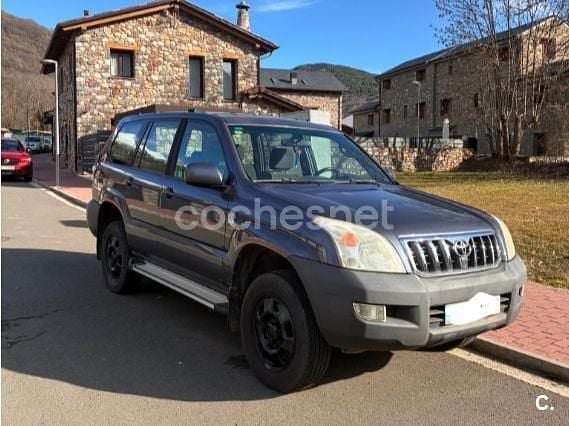 Usado Toyota Land Cruiser 173 CV (127 kW) 2007 Gris / plata SUV