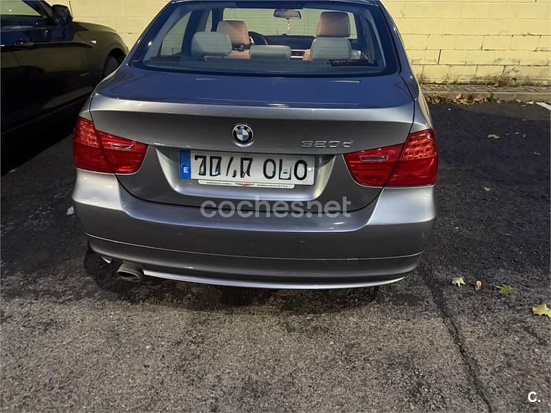Gris / plata Usado 2009 BMW 320 Berlina | 5500 € (Buen precio) - Imagen 1/4