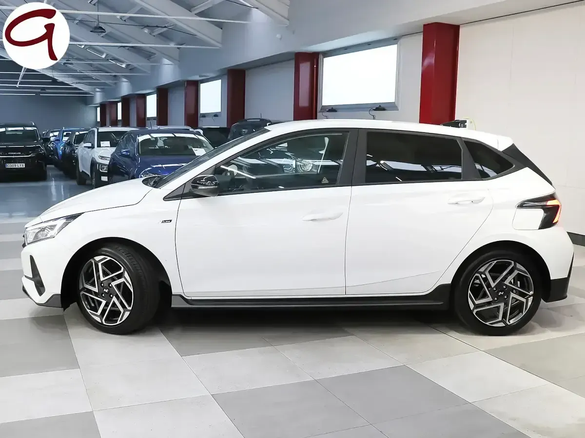 Usado Hyundai i20 N Line 79 CV (58 kW) 2025 Blanco Berlina