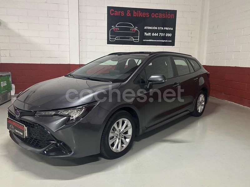 Azul Usado 2024 Toyota Corolla Business Edition Familiar | 23.490 € (Buen precio) - Imagen 1/4