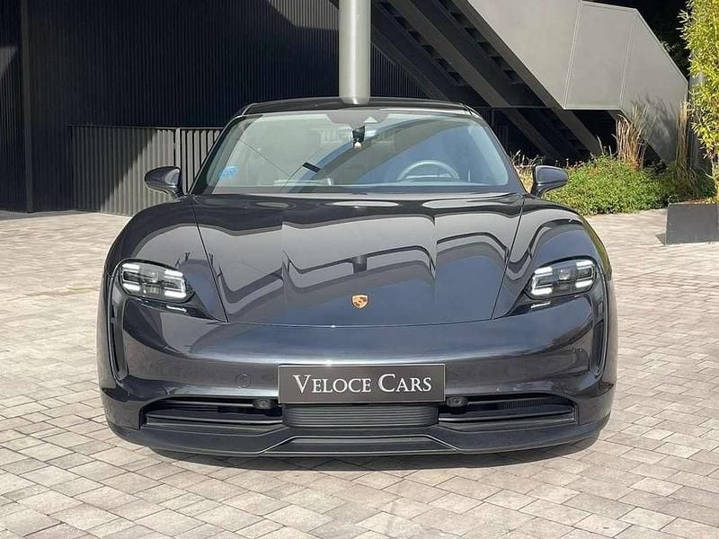 Usado Porsche Taycan 4S 389 kW (529 CV) 2021 Gris Berlina