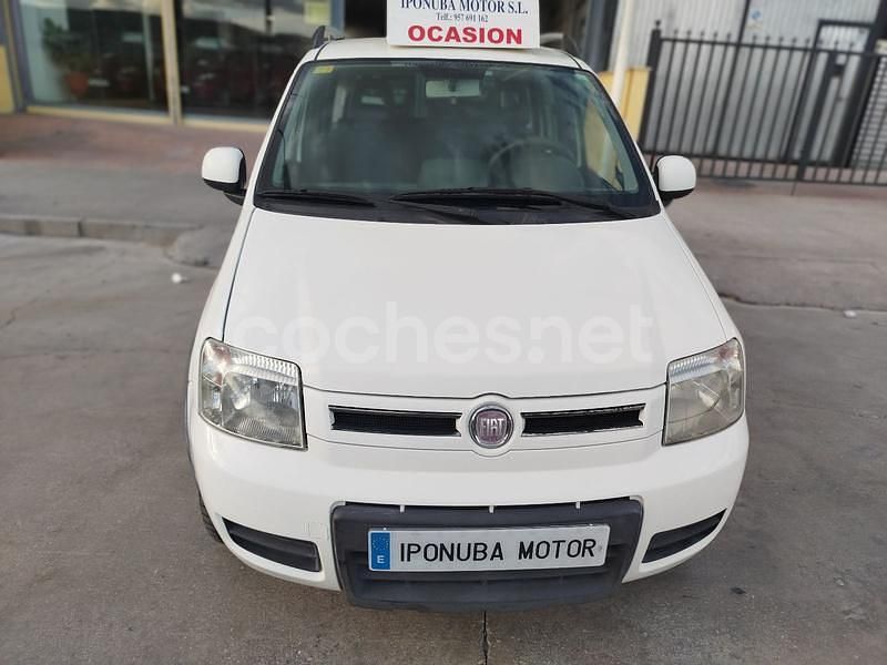 Usado Fiat Panda Cross Cross 70 CV (51 kW) 2011 Blanco Utilitario