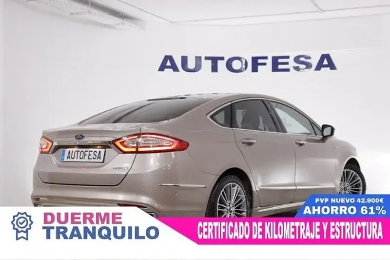 Usado Ford Mondeo Vignale 187 CV (137 kW) 2019 Beige Berlina