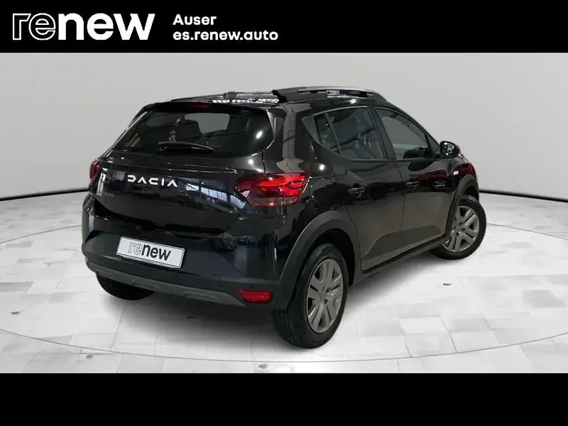 Usado Dacia Sandero Expression 100 CV (73 kW) 2023 Negro Berlina