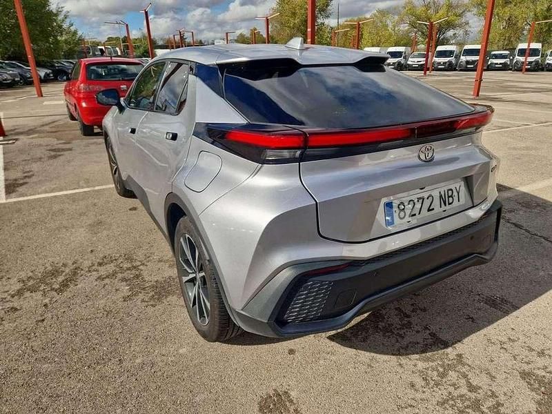 Usado Toyota C-HR Advance 141 CV (103 kW) 2025 Gris SUV
