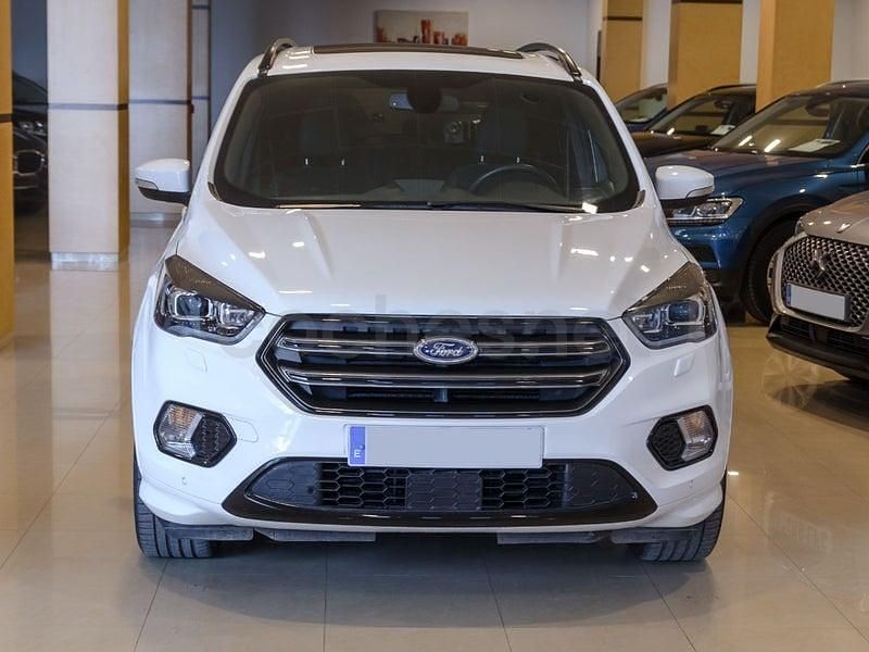 Usado Ford Kuga ST-Line 176 CV (129 kW) 2019 Blanco SUV