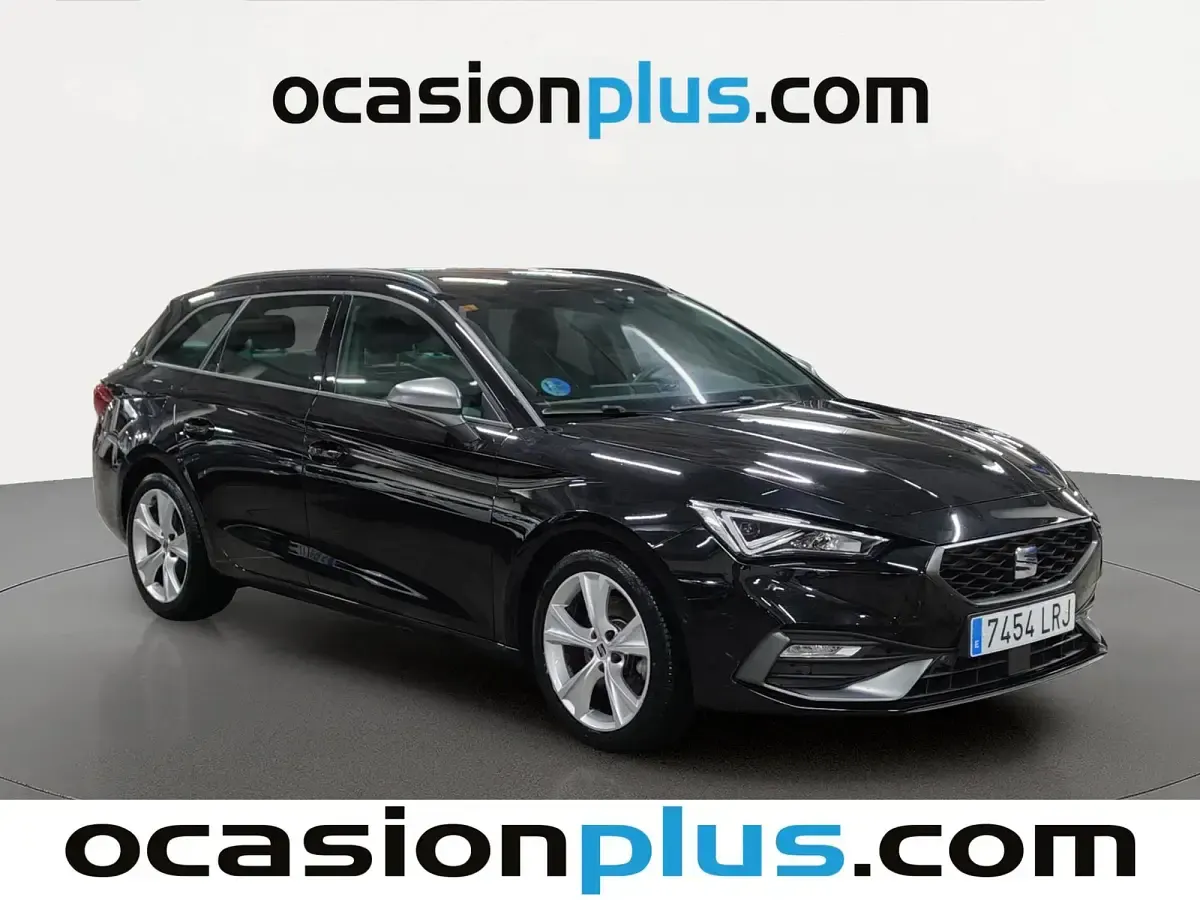Usado Seat Leon ST FR 150 CV (110 kW) 2021 Negro Familiar
